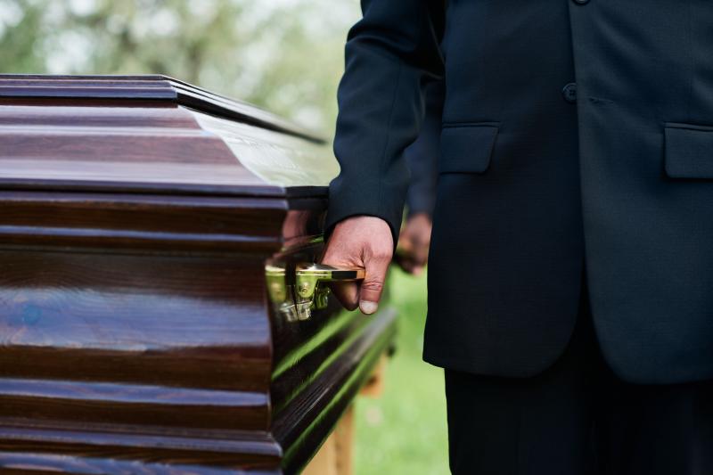Organisation des obsèques, les étapes clés pour un hommage respectueux